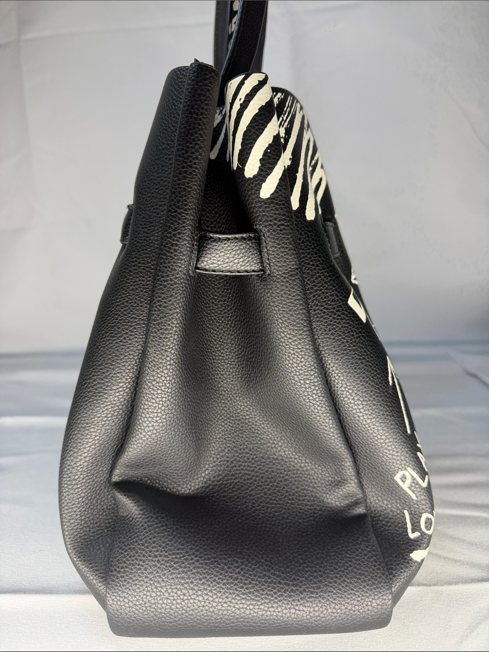 DKNY Black & White Graffiti New York Tote - Picture 3 of 7